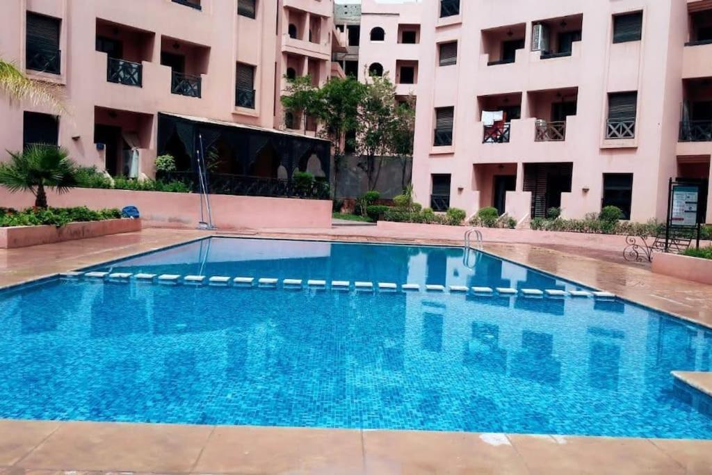 Appartement Confortable Avec 5 Piscines Marrakesh Eksteriør billede